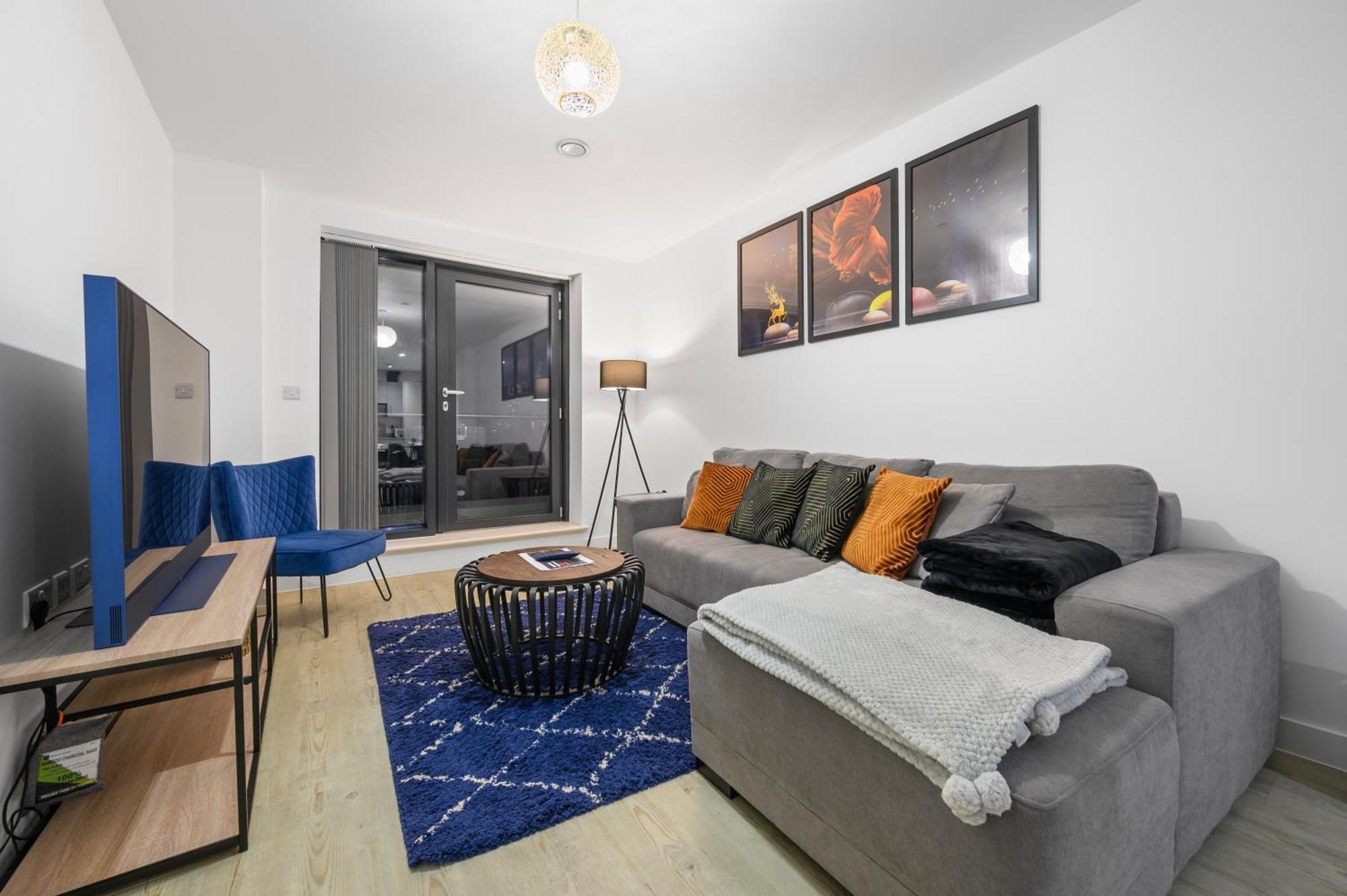 Stylish & Spacious Salford Quays One Bedroom High Floor Apartment With Balcony Μάντσεστερ Εξωτερικό φωτογραφία