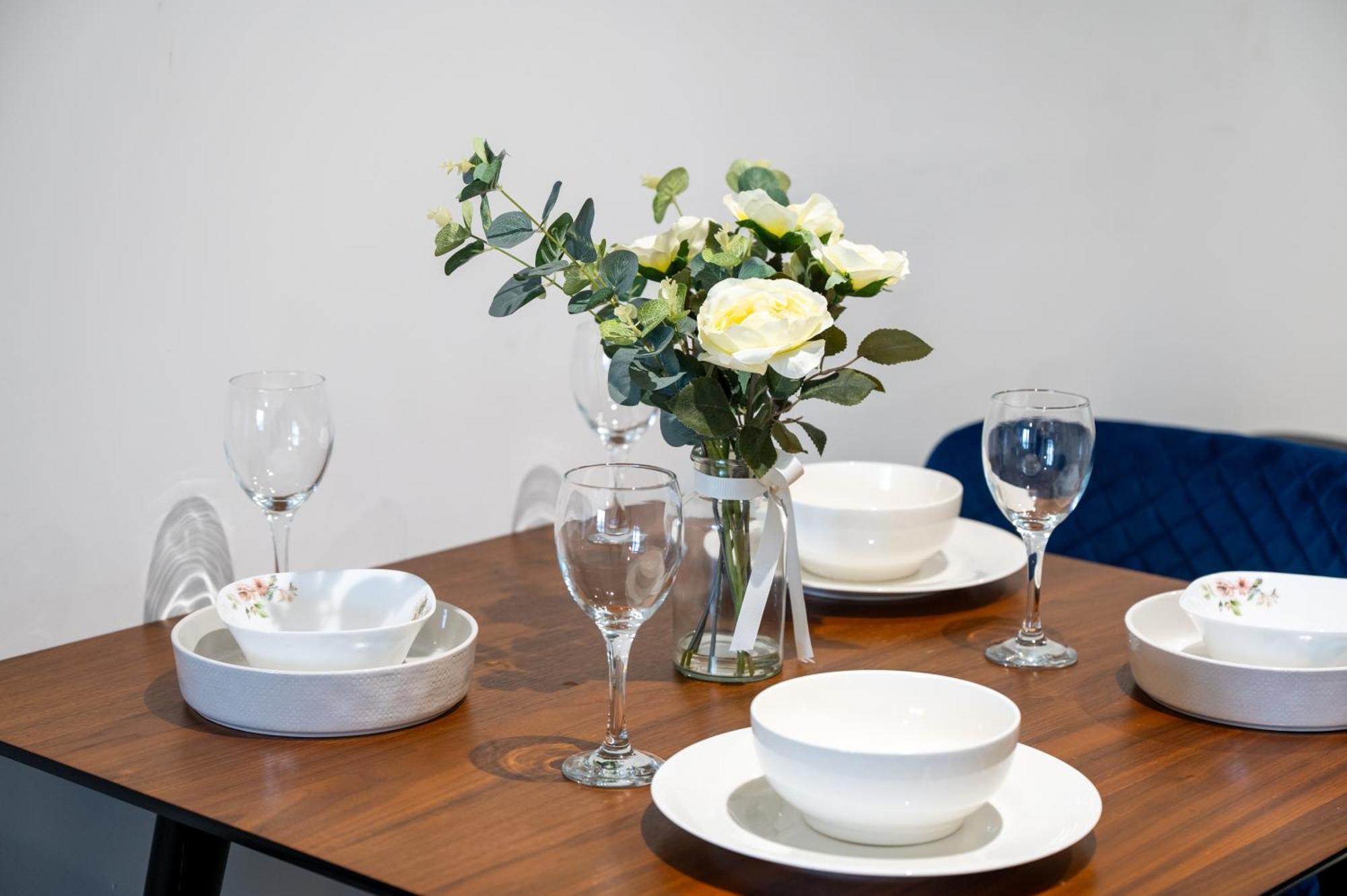 Stylish & Spacious Salford Quays One Bedroom High Floor Apartment With Balcony Μάντσεστερ Εξωτερικό φωτογραφία